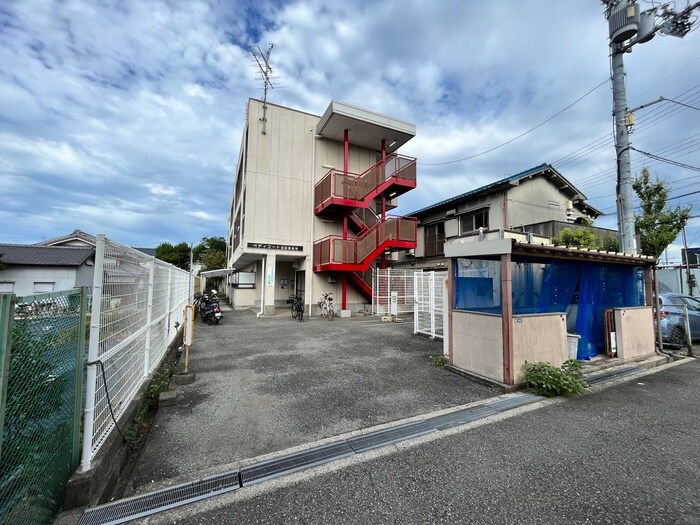 物件外観写真3　(周辺環境)