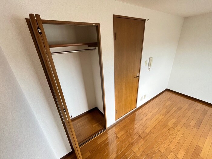 物件内観写真11　(収納)