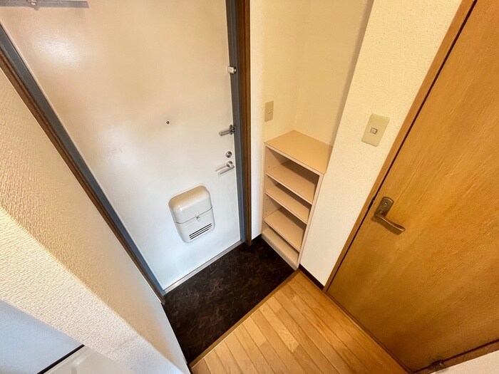 物件内観写真16　(靴箱)