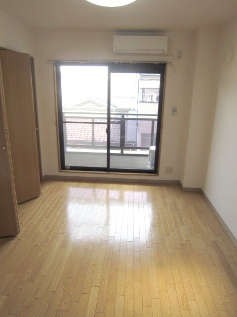 物件内観写真5　(居室)