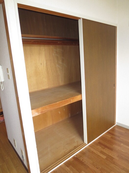 物件内観写真15　(収納)