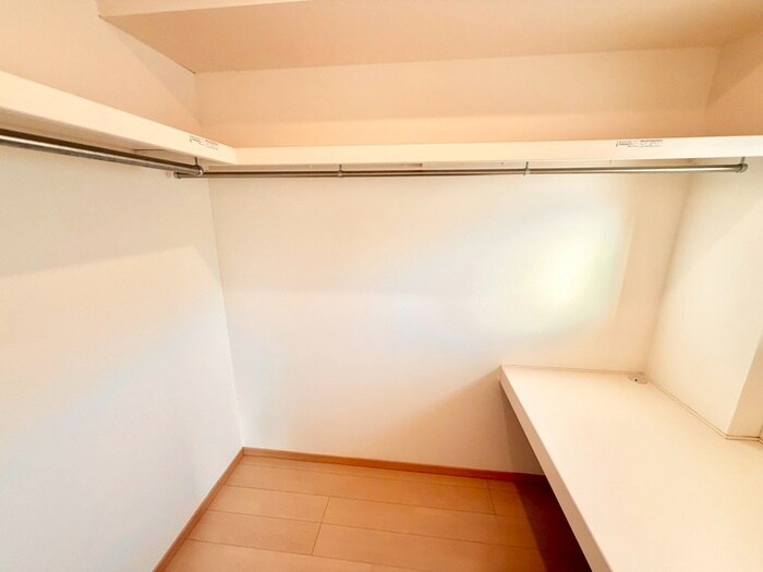 物件内観写真13　(収納)