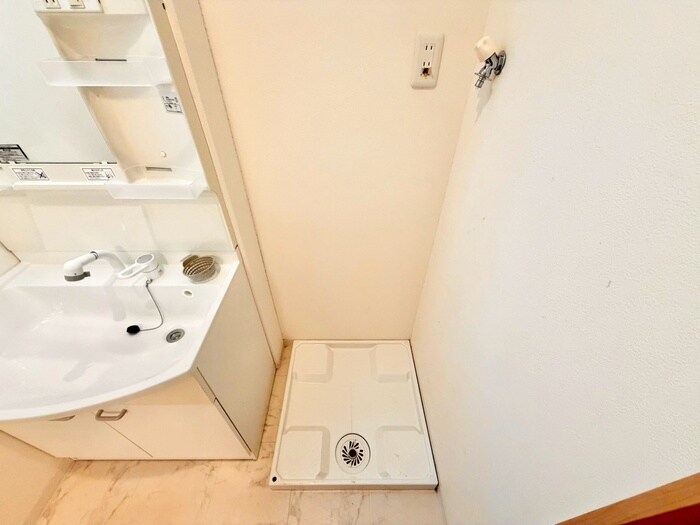 物件内観写真19　(洗濯機置場)