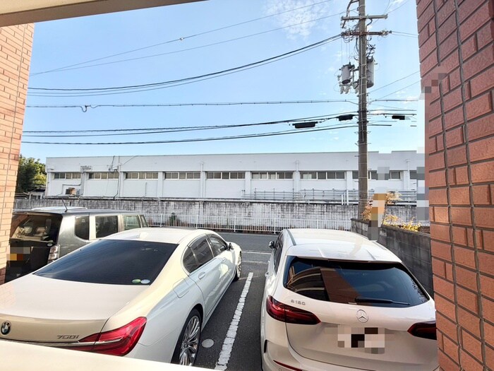 物件内観写真22　(室内からの展望)