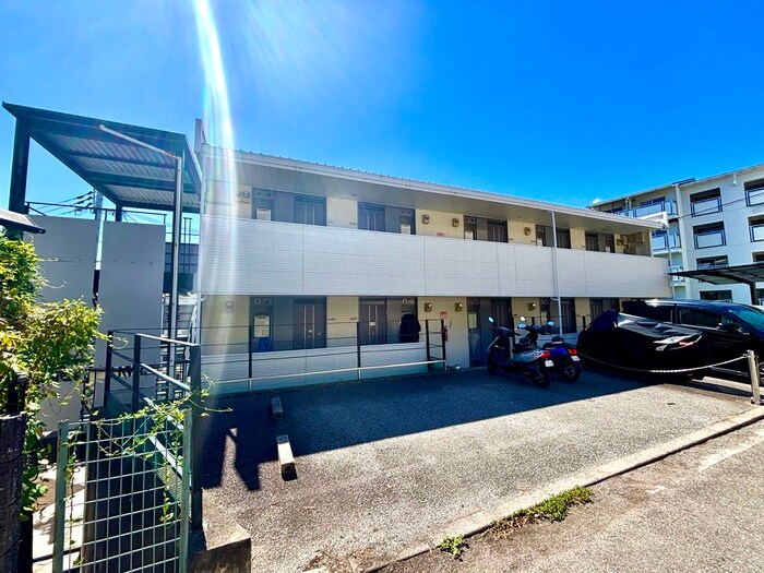 物件外観写真1　(外観写真)