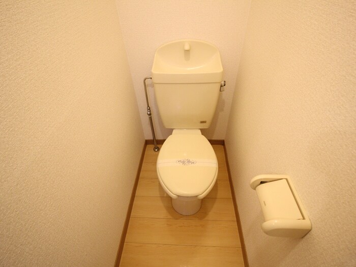 物件内観写真13　(トイレ)