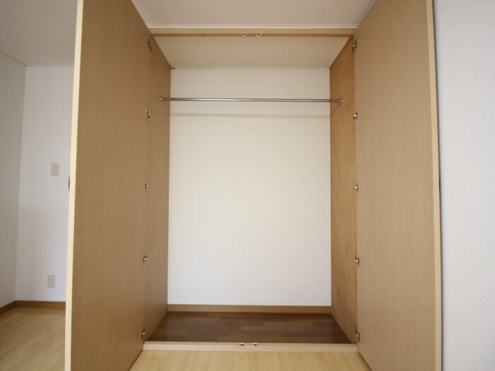 物件内観写真14　(収納)