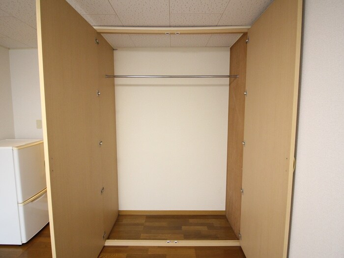 物件内観写真14　(収納)