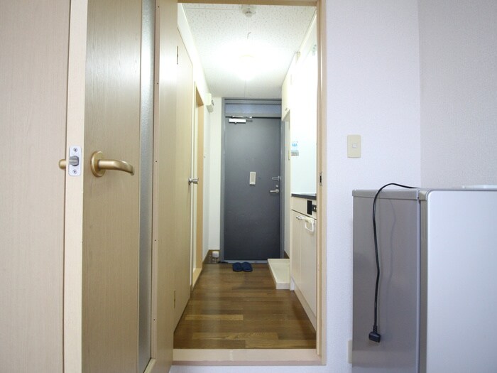 物件内観写真19　(廊下)