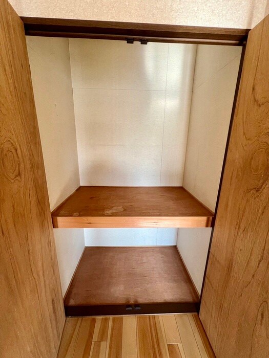 物件内観写真16　(収納)