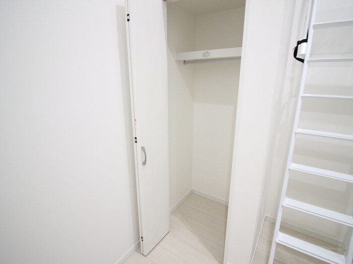 物件内観写真13　(収納)