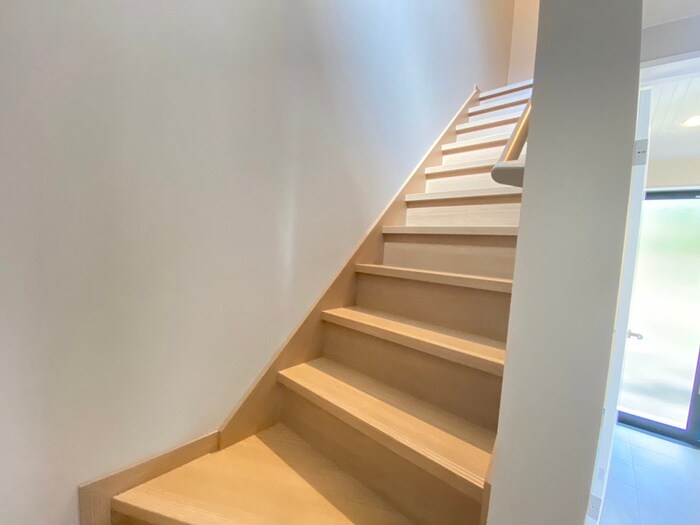 物件内観写真17　(廊下)