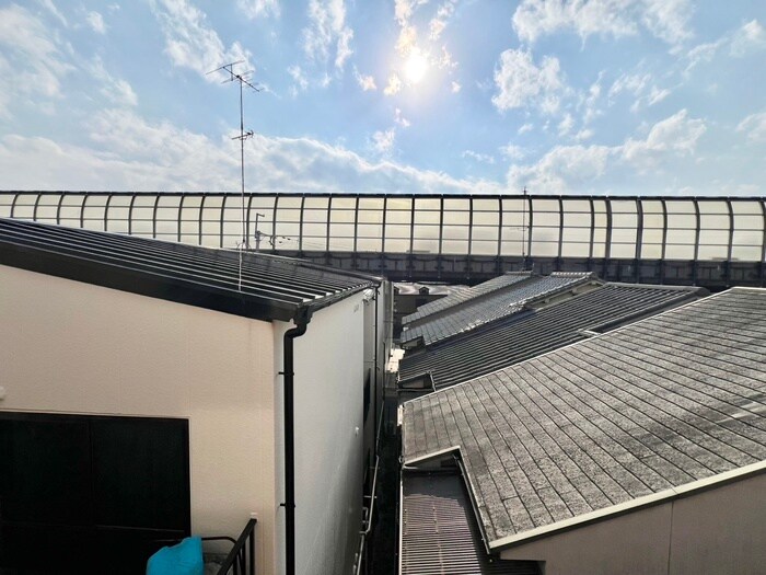 物件内観写真14　(室内からの展望)