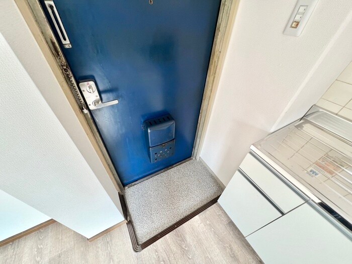 物件内観写真15　(玄関)