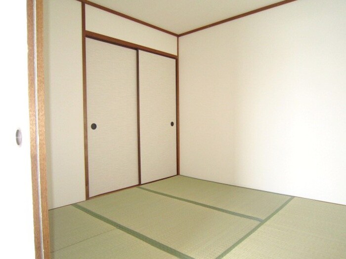 物件内観写真11　(居室)