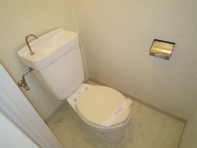 物件内観写真16　(トイレ)