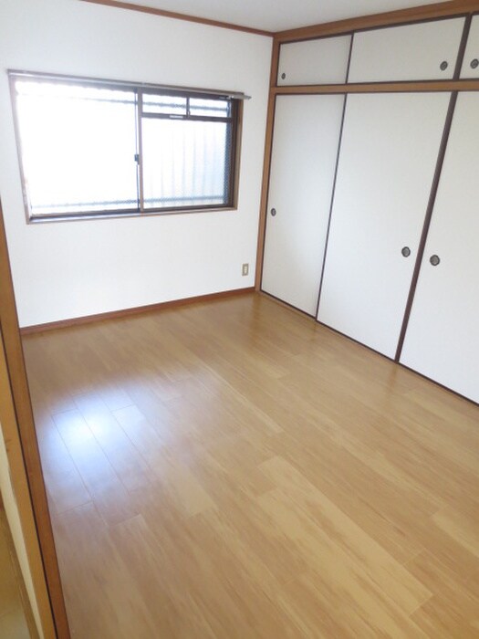 物件内観写真9　(居室)