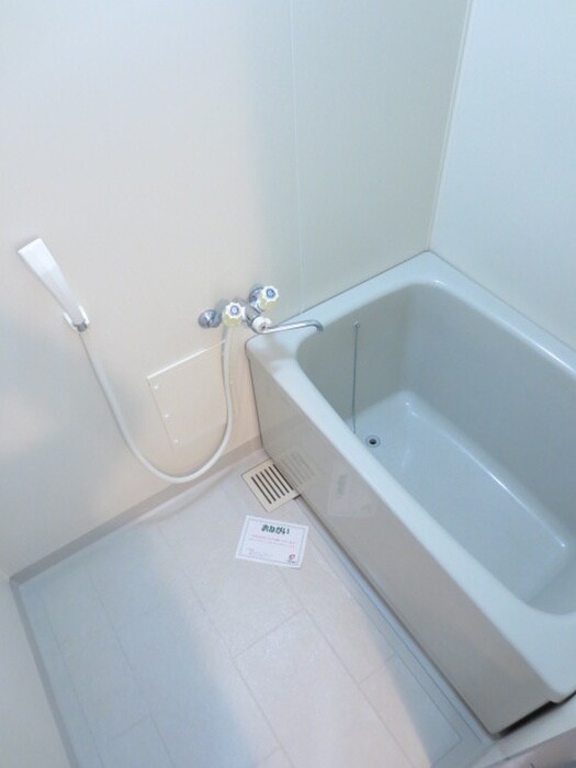 物件内観写真13　(バス／シャワールーム等)