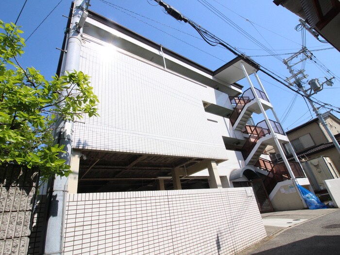 物件外観写真3　(外観写真)