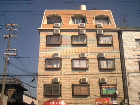 鷹合マンション外観写真