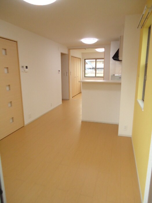 物件内観写真9　(居室)