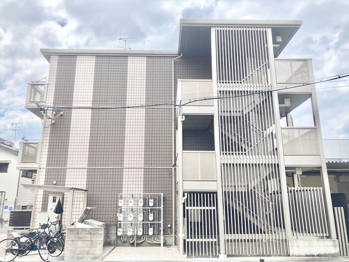 物件外観写真3　(外観写真)