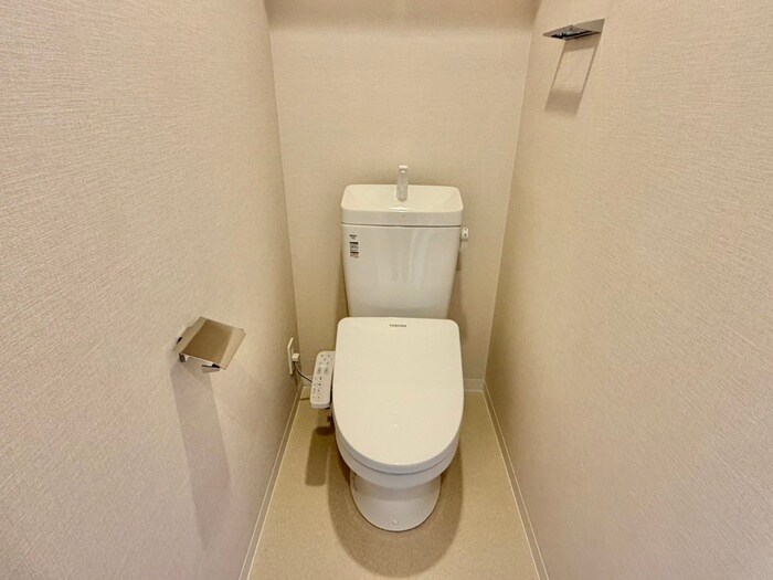 物件内観写真10　(トイレ)