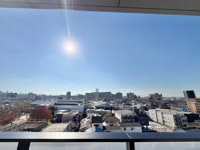 物件内観写真16　(室内からの展望)