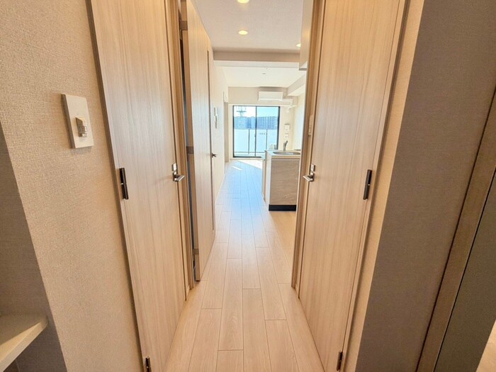 物件内観写真17　(廊下)