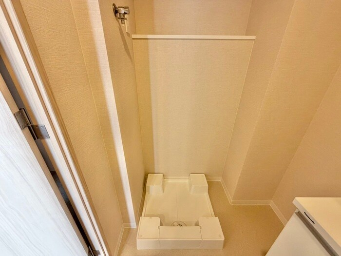 物件内観写真20　(洗濯機置場)