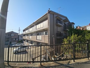 東石切ベルメゾン酒井外観写真