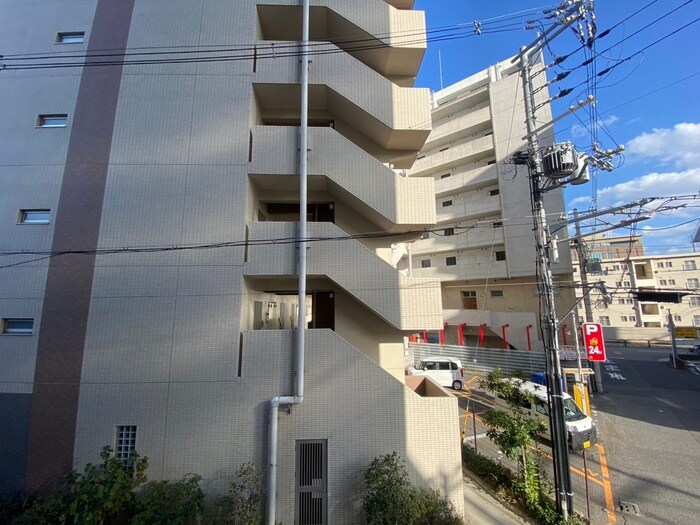 物件内観写真22　(室内からの展望)