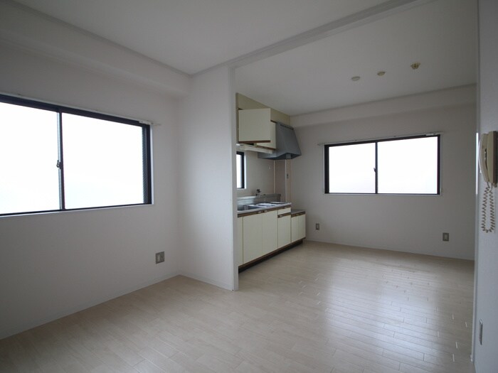 物件内観写真7　(居室)