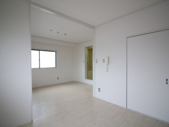 物件内観写真18　(居室)