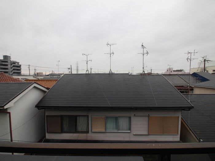 物件内観写真22　(室内からの展望)