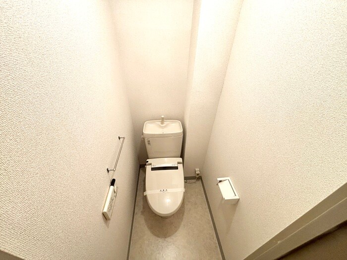 物件内観写真12　(トイレ)
