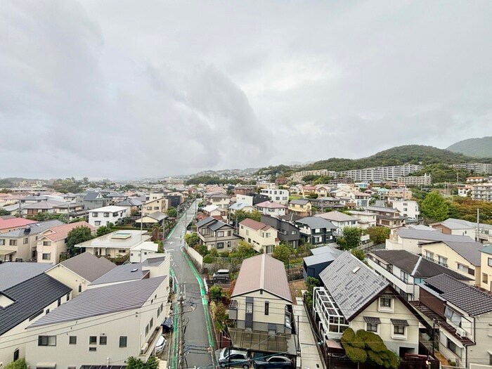 物件内観写真15　(室内からの展望)