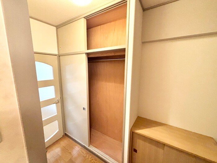 物件内観写真18　(収納)