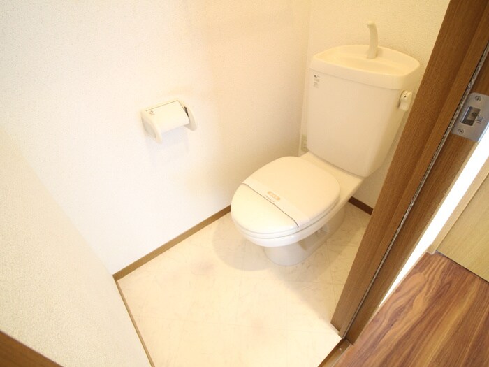 物件内観写真11　(トイレ)