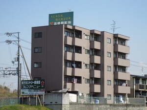 レオハイム長尾外観写真