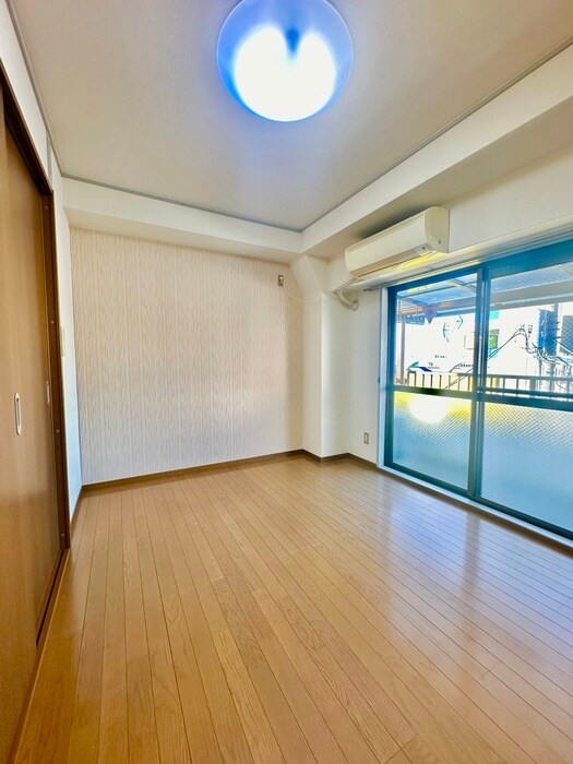 物件内観写真10　(居室)