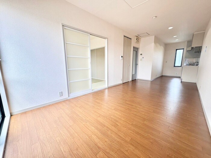 物件内観写真7　(居室)