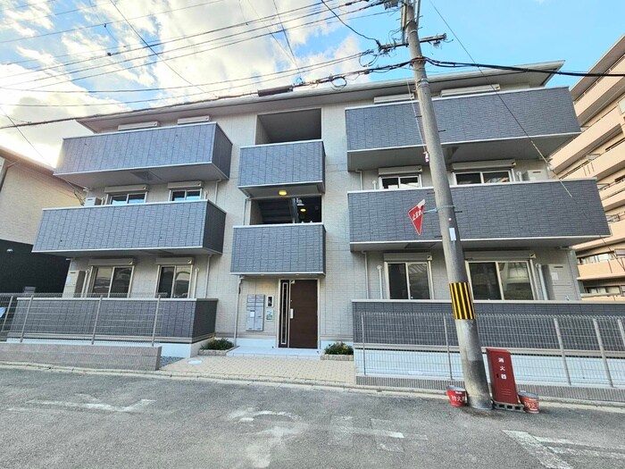 物件外観写真2　(外観写真)