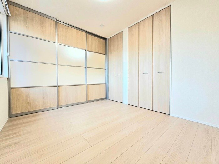 物件内観写真10　(居室)