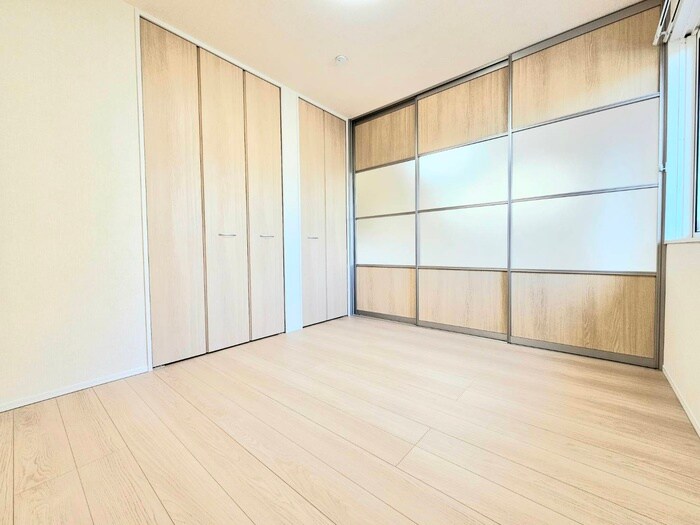 物件内観写真10　(居室)