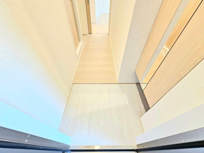 物件内観写真19　(玄関)