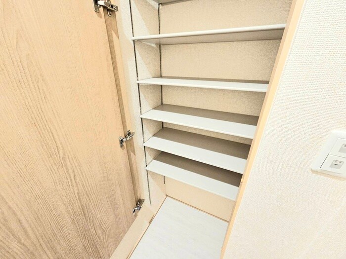 物件内観写真20　(靴箱)