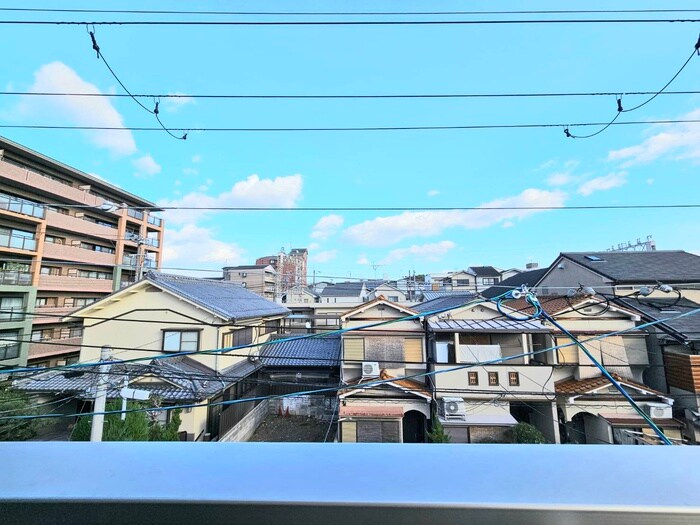 物件内観写真22　(室内からの展望)