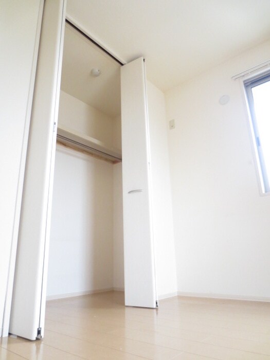 物件内観写真11　(収納)