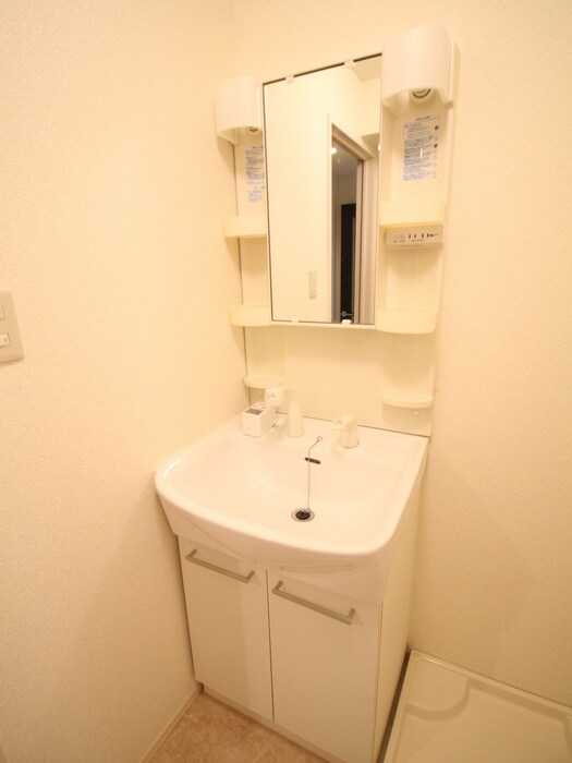 物件内観写真12　(洗面)